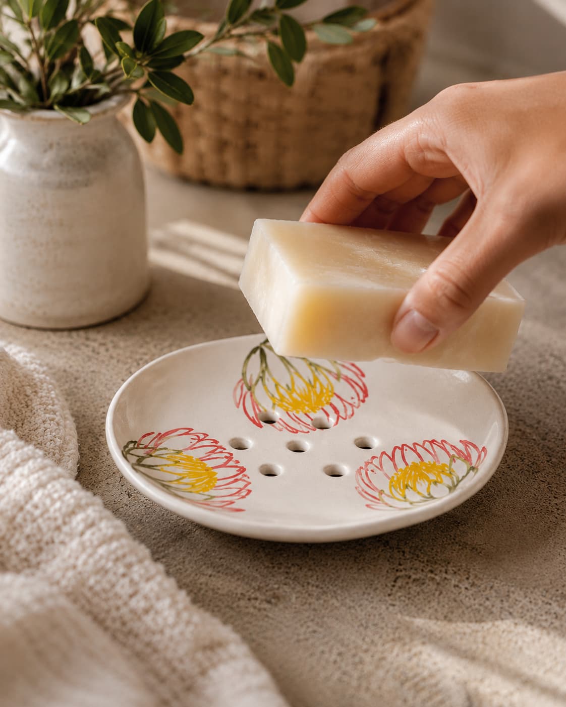 Protea soap dish ceramic