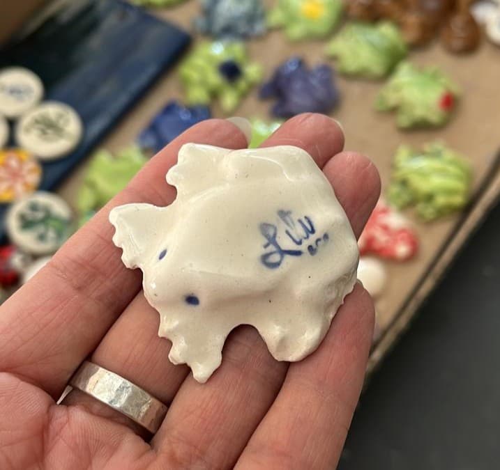 Ceramic gifts for friends